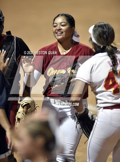 Thumbnail 3 in OC All Stars: North vs. South 2/2 photogallery.