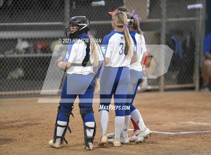 Thumbnail 3 in OC All Stars: North vs. South 2/2 photogallery.