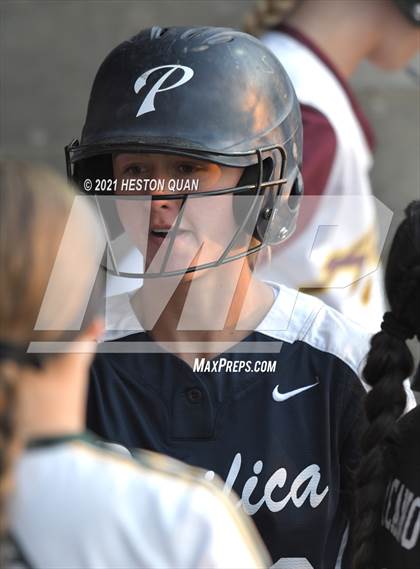Thumbnail 1 in OC All Stars: North vs. South 2/2 photogallery.