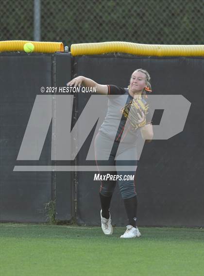 Thumbnail 2 in OC All Stars: North vs. South 2/2 photogallery.
