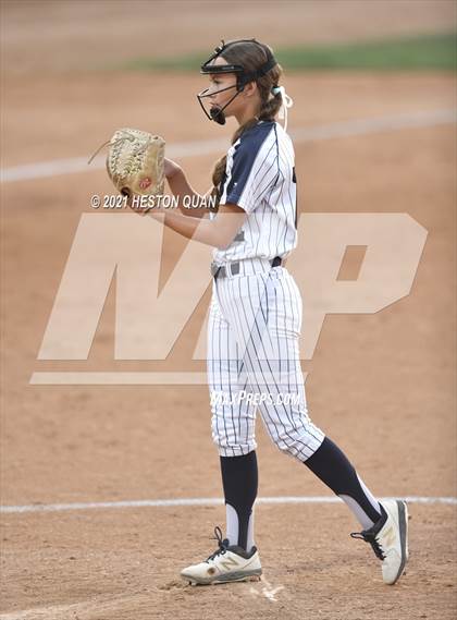 Thumbnail 1 in OC All Stars: North vs. South 2/2 photogallery.