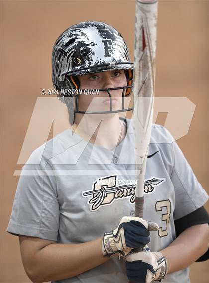 Thumbnail 2 in OC All Stars: North vs. South 2/2 photogallery.