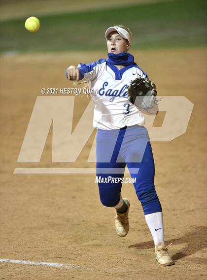 Thumbnail 2 in OC All Stars: North vs. South 2/2 photogallery.