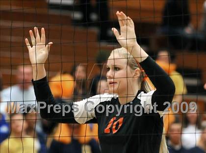 Thumbnail 3 in Dos Pueblos vs Huntington Beach (CIF SS D1A Final) photogallery.