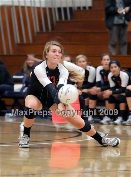 Thumbnail 1 in Dos Pueblos vs Huntington Beach (CIF SS D1A Final) photogallery.