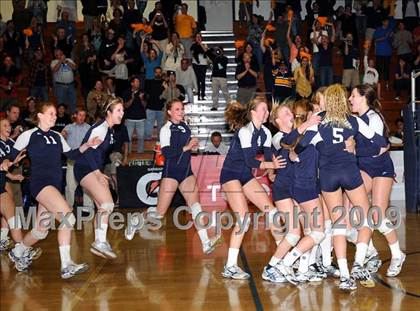 Thumbnail 1 in Dos Pueblos vs Huntington Beach (CIF SS D1A Final) photogallery.