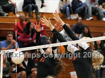 Thumbnail 1 in Dos Pueblos vs Huntington Beach (CIF SS D1A Final) photogallery.