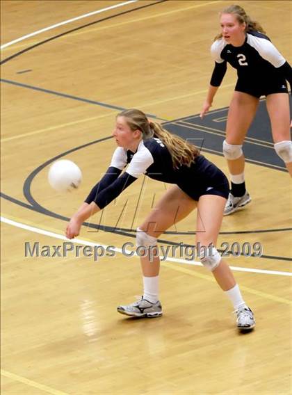Thumbnail 3 in Dos Pueblos vs Huntington Beach (CIF SS D1A Final) photogallery.