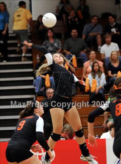 Thumbnail 2 in Dos Pueblos vs Huntington Beach (CIF SS D1A Final) photogallery.