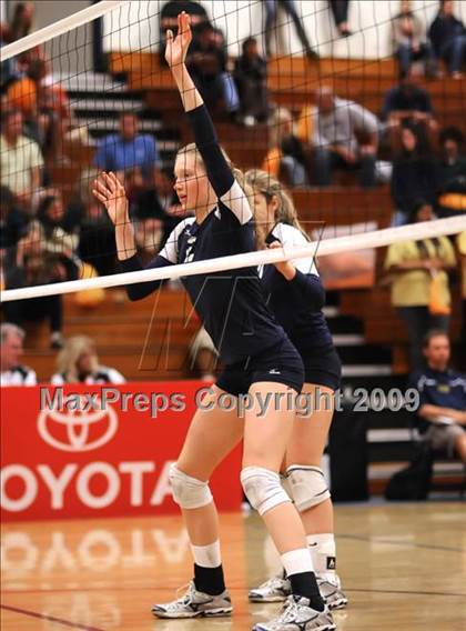 Thumbnail 3 in Dos Pueblos vs Huntington Beach (CIF SS D1A Final) photogallery.