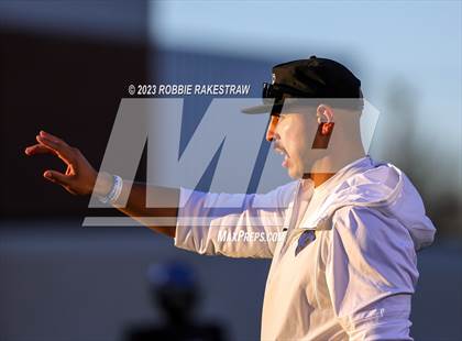 Thumbnail 1 in North Crowley vs. Duncanville (UIL 6A D1 Semifinal) photogallery.