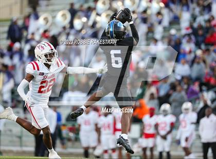 Thumbnail 3 in North Crowley vs. Duncanville (UIL 6A D1 Semifinal) photogallery.