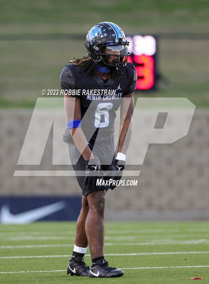 Thumbnail 3 in North Crowley vs. Duncanville (UIL 6A D1 Semifinal) photogallery.