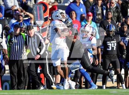Thumbnail 2 in North Crowley vs. Duncanville (UIL 6A D1 Semifinal) photogallery.