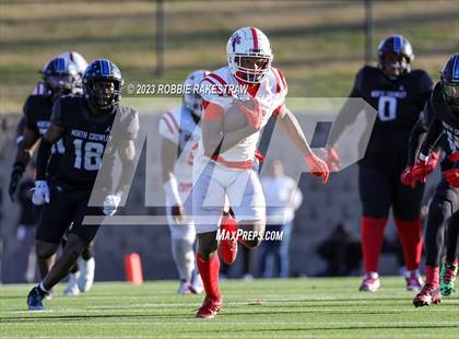 Thumbnail 2 in North Crowley vs. Duncanville (UIL 6A D1 Semifinal) photogallery.