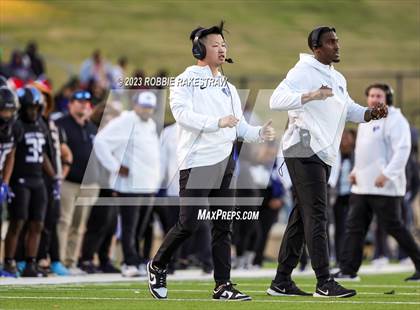 Thumbnail 2 in North Crowley vs. Duncanville (UIL 6A D1 Semifinal) photogallery.