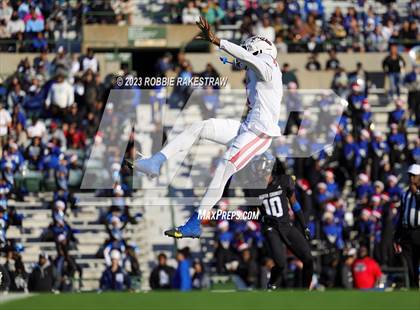 Thumbnail 1 in North Crowley vs. Duncanville (UIL 6A D1 Semifinal) photogallery.