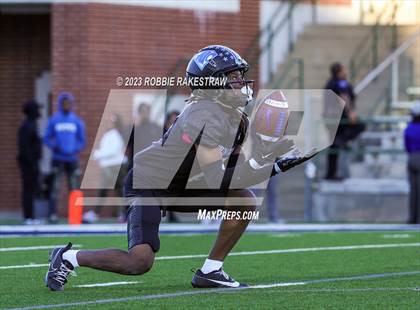 Thumbnail 2 in North Crowley vs. Duncanville (UIL 6A D1 Semifinal) photogallery.