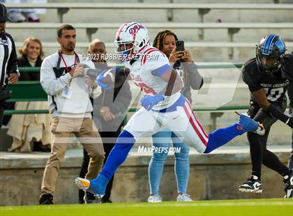 Thumbnail 3 in North Crowley vs. Duncanville (UIL 6A D1 Semifinal) photogallery.