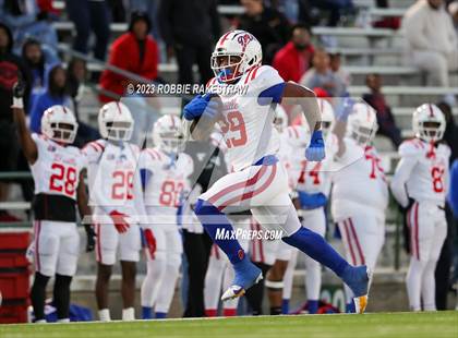 Thumbnail 1 in North Crowley vs. Duncanville (UIL 6A D1 Semifinal) photogallery.
