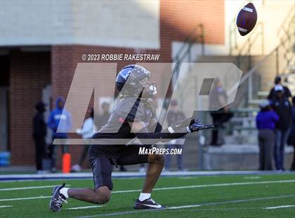 Thumbnail 1 in North Crowley vs. Duncanville (UIL 6A D1 Semifinal) photogallery.