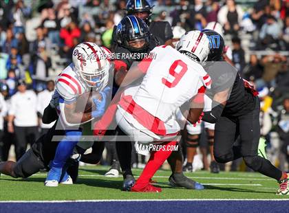 Thumbnail 2 in North Crowley vs. Duncanville (UIL 6A D1 Semifinal) photogallery.