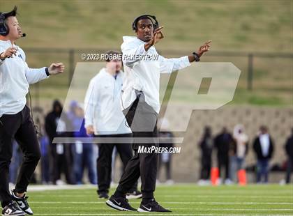 Thumbnail 1 in North Crowley vs. Duncanville (UIL 6A D1 Semifinal) photogallery.