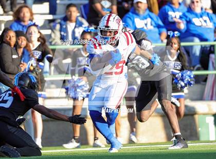 Thumbnail 2 in North Crowley vs. Duncanville (UIL 6A D1 Semifinal) photogallery.