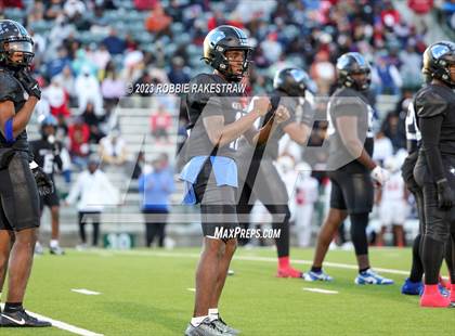Thumbnail 2 in North Crowley vs. Duncanville (UIL 6A D1 Semifinal) photogallery.