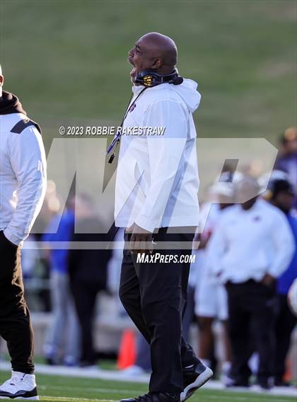 Thumbnail 2 in North Crowley vs. Duncanville (UIL 6A D1 Semifinal) photogallery.