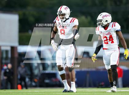 Thumbnail 3 in North Crowley vs. Duncanville (UIL 6A D1 Semifinal) photogallery.