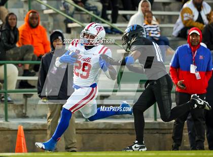 Thumbnail 2 in North Crowley vs. Duncanville (UIL 6A D1 Semifinal) photogallery.