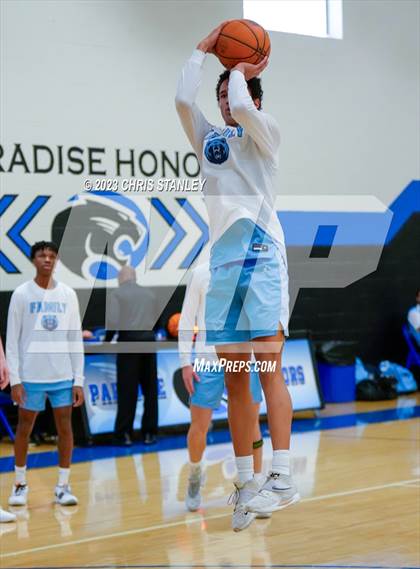 Thumbnail 2 in Cambridge vs. Glendale Prep Academy (Panther Hoops Classic) photogallery.
