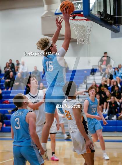 Thumbnail 3 in Cambridge vs. Glendale Prep Academy (Panther Hoops Classic) photogallery.