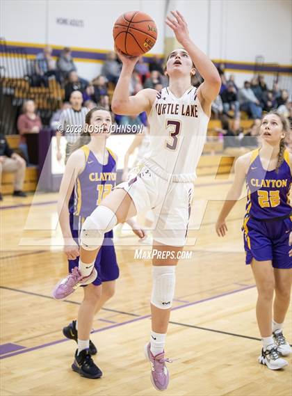 Thumbnail 2 in Clayton vs Turtle Lake (Clayton Holiday Tournament) photogallery.