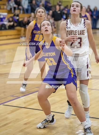 Thumbnail 3 in Clayton vs Turtle Lake (Clayton Holiday Tournament) photogallery.