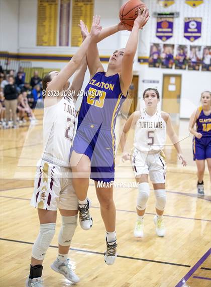 Thumbnail 2 in Clayton vs Turtle Lake (Clayton Holiday Tournament) photogallery.