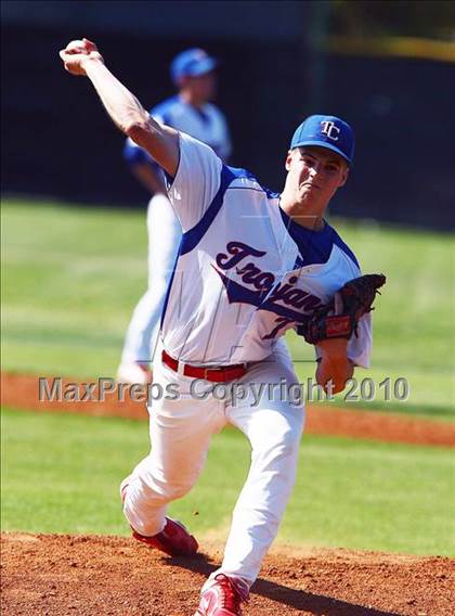 Thumbnail 3 in Faith Christian vs Trinity Christian photogallery.