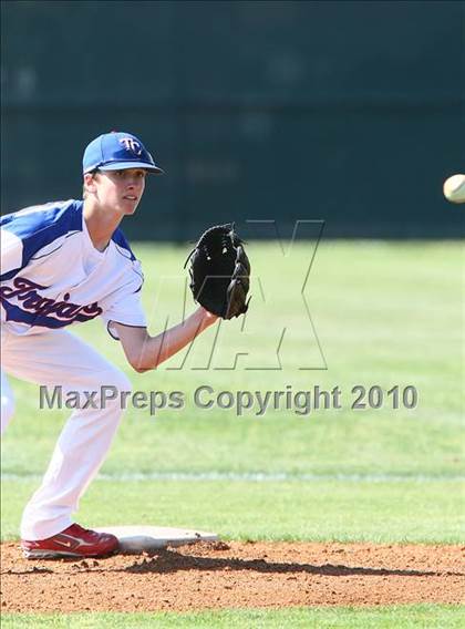 Thumbnail 2 in Faith Christian vs Trinity Christian photogallery.