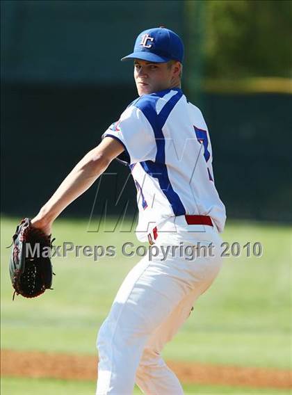 Thumbnail 2 in Faith Christian vs Trinity Christian photogallery.