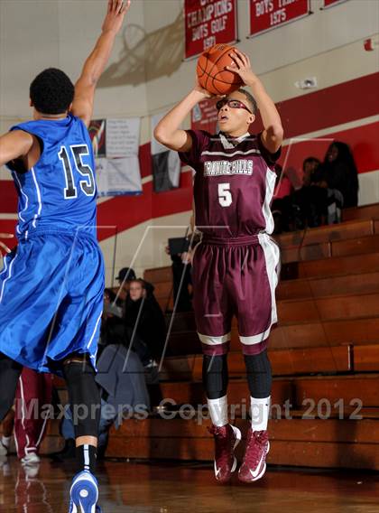 Thumbnail 3 in El Camino Real vs. Granite Hills (Rose City Roundball Classic) photogallery.