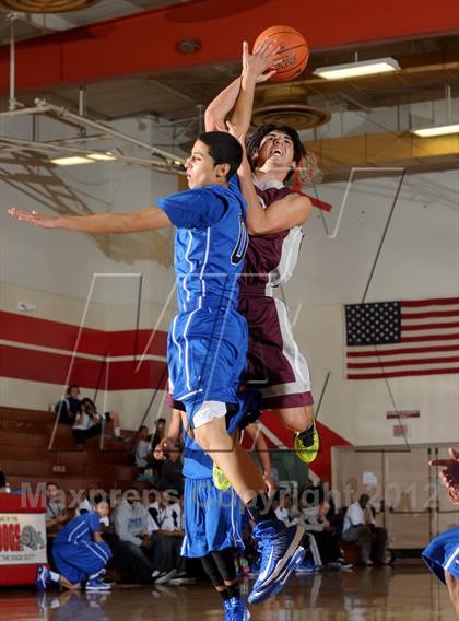 Thumbnail 1 in El Camino Real vs. Granite Hills (Rose City Roundball Classic) photogallery.