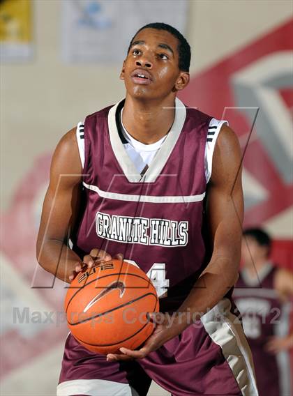 Thumbnail 3 in El Camino Real vs. Granite Hills (Rose City Roundball Classic) photogallery.