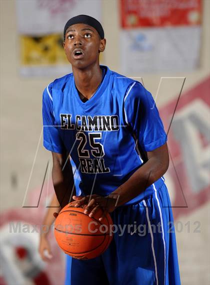 Thumbnail 1 in El Camino Real vs. Granite Hills (Rose City Roundball Classic) photogallery.