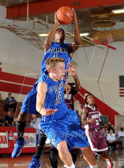 Thumbnail 2 in El Camino Real vs. Granite Hills (Rose City Roundball Classic) photogallery.