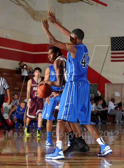 Thumbnail 2 in El Camino Real vs. Granite Hills (Rose City Roundball Classic) photogallery.