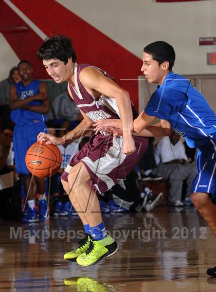 Thumbnail 2 in El Camino Real vs. Granite Hills (Rose City Roundball Classic) photogallery.