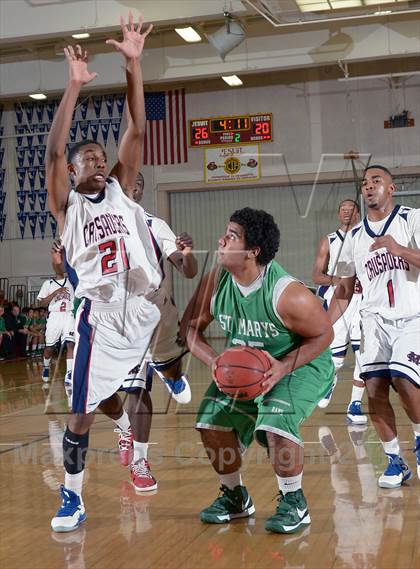 Thumbnail 1 in St. Mary's @ Modesto Christian (Father Barry Christmas Classic) photogallery.