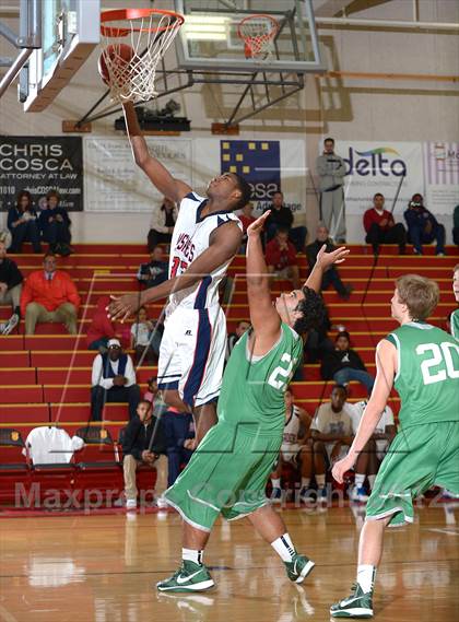 Thumbnail 3 in St. Mary's @ Modesto Christian (Father Barry Christmas Classic) photogallery.