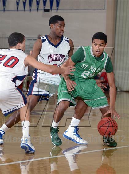 Thumbnail 2 in St. Mary's @ Modesto Christian (Father Barry Christmas Classic) photogallery.